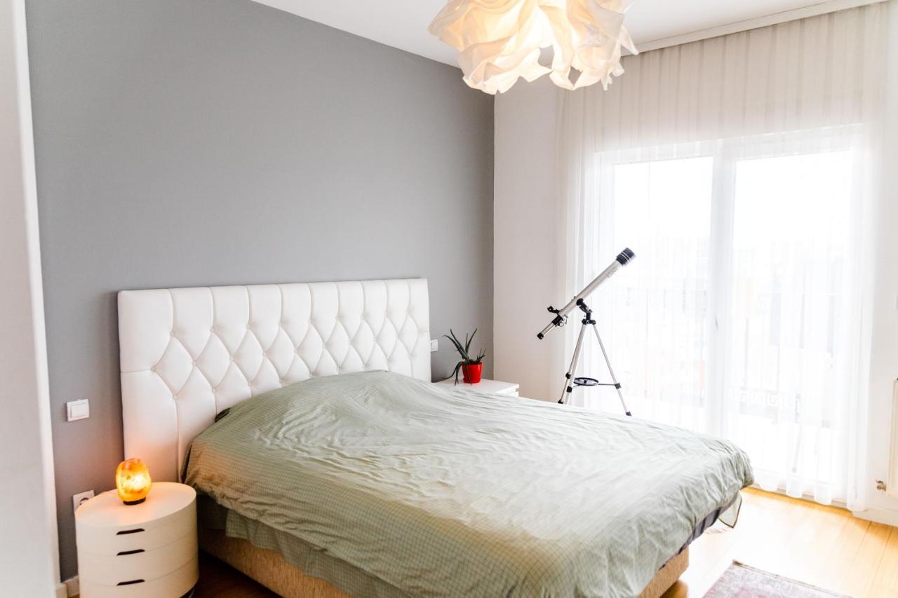 Modern Apartment With A View Feels Like Home Пристина Екстериор снимка